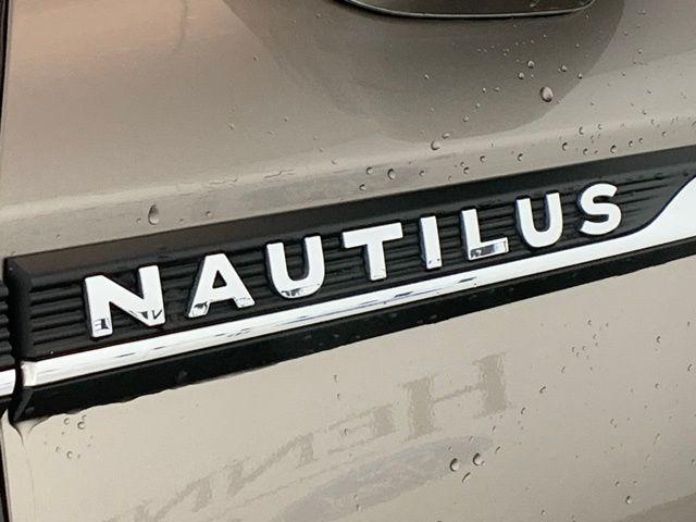 used 2021 Lincoln Nautilus car, priced at $28,780
