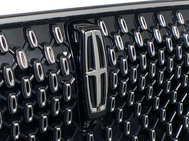 new 2025 Lincoln Aviator car, priced at $65,032