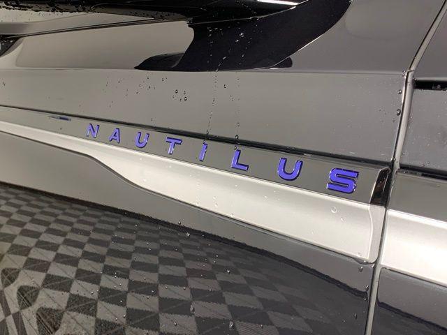 new 2025 Lincoln Nautilus car, priced at $57,653