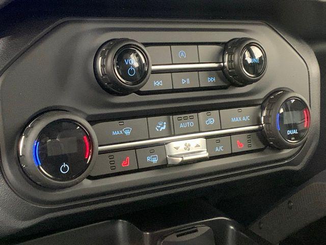 new 2025 Ford Bronco car, priced at $52,675