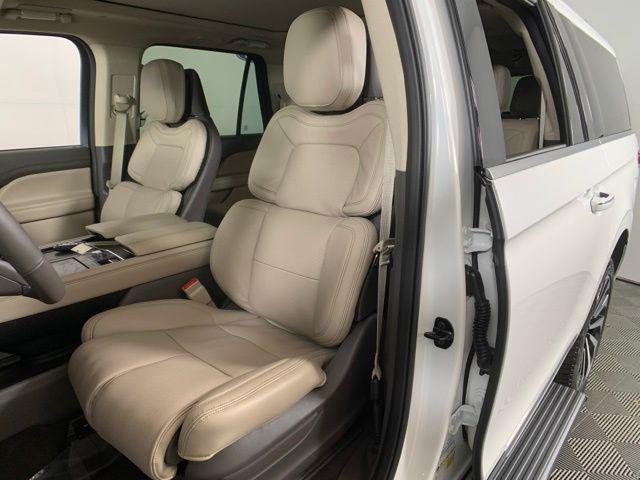 new 2024 Lincoln Navigator car, priced at $87,744