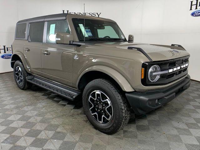 new 2025 Ford Bronco car, priced at $52,225