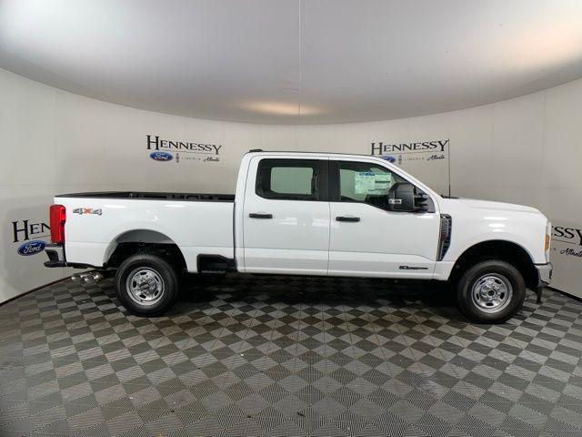 new 2025 Ford F-250 car, priced at $61,868