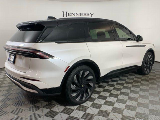 new 2025 Lincoln Nautilus car, priced at $61,047