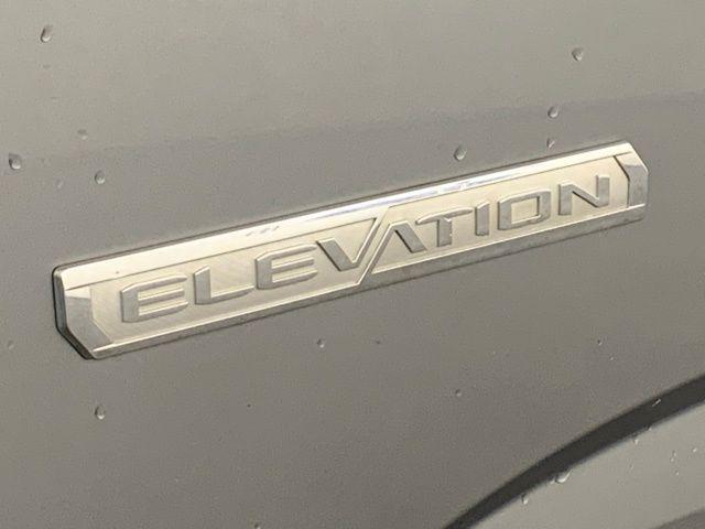used 2022 GMC Canyon car, priced at $22,985