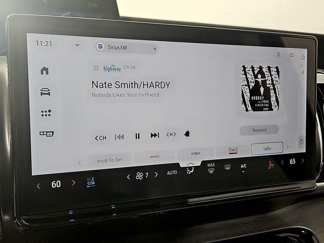 new 2025 Ford Expedition car, priced at $77,895