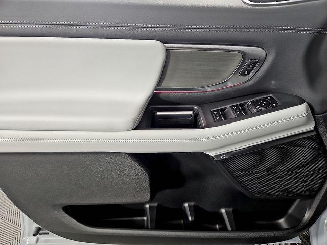 new 2025 Ford Expedition car, priced at $77,895