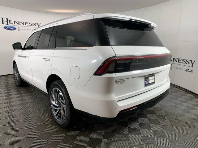 new 2025 Lincoln Navigator car, priced at $103,247