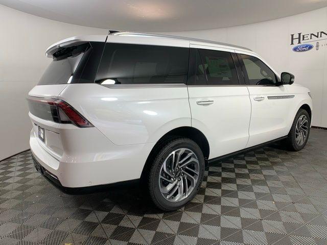 new 2025 Lincoln Navigator car, priced at $103,247
