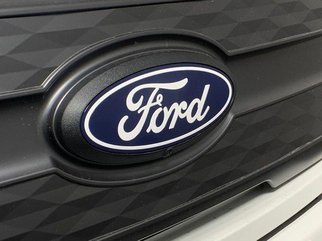 new 2025 Ford F-150 Lightning car, priced at $77,506