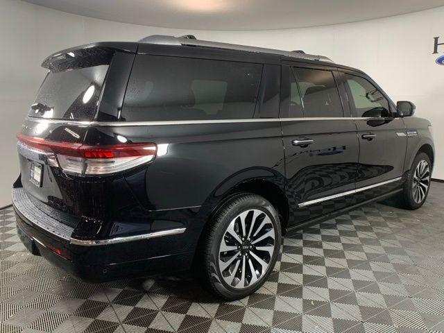 new 2024 Lincoln Navigator car, priced at $87,144