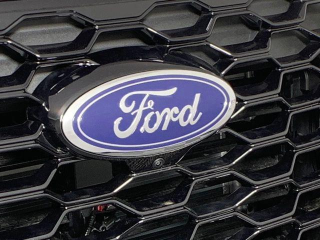 new 2025 Ford Explorer car, priced at $55,374