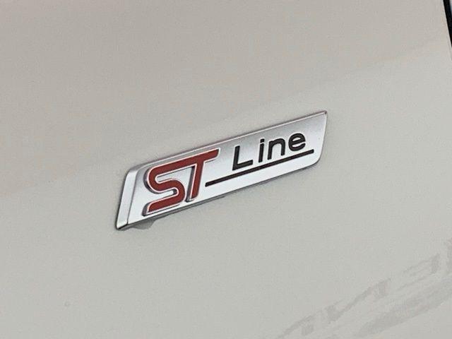 new 2025 Ford Escape car, priced at $27,985