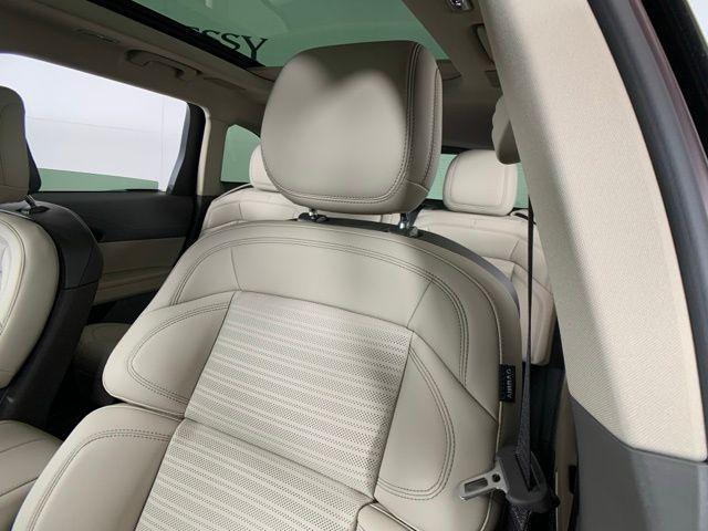 new 2025 Lincoln Nautilus car, priced at $67,421