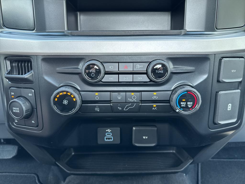 new 2025 Ford F-250 car, priced at $56,325