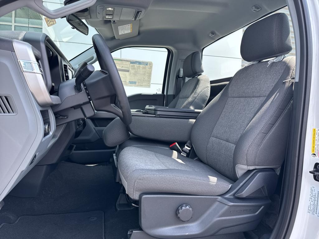 new 2025 Ford F-250 car, priced at $56,325