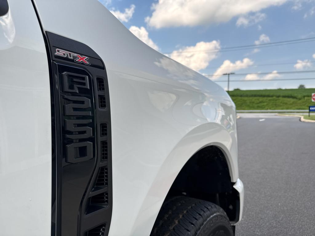 new 2025 Ford F-250 car, priced at $56,325