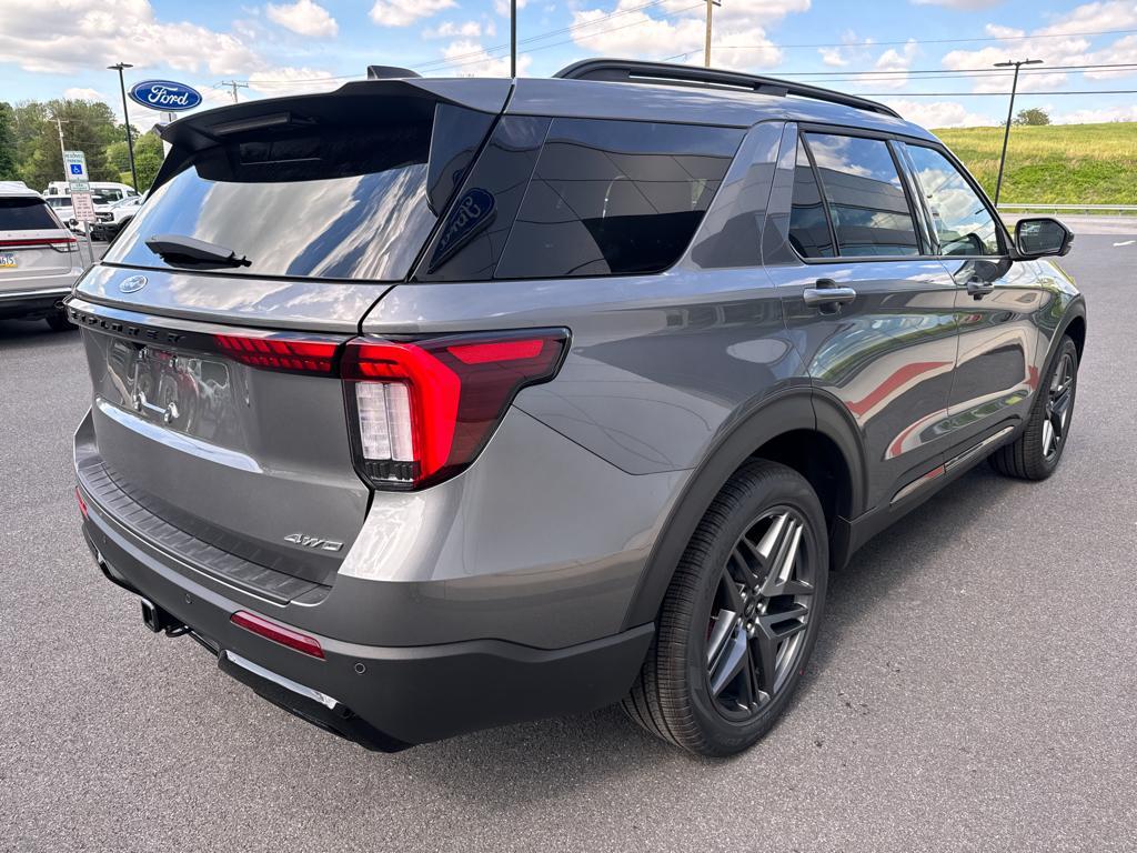 new 2025 Ford Explorer car, priced at $43,875