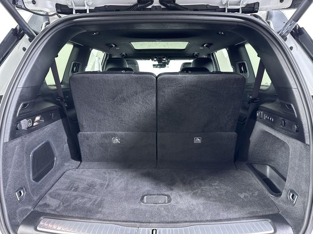 used 2022 Jeep Grand Cherokee L car, priced at $36,990