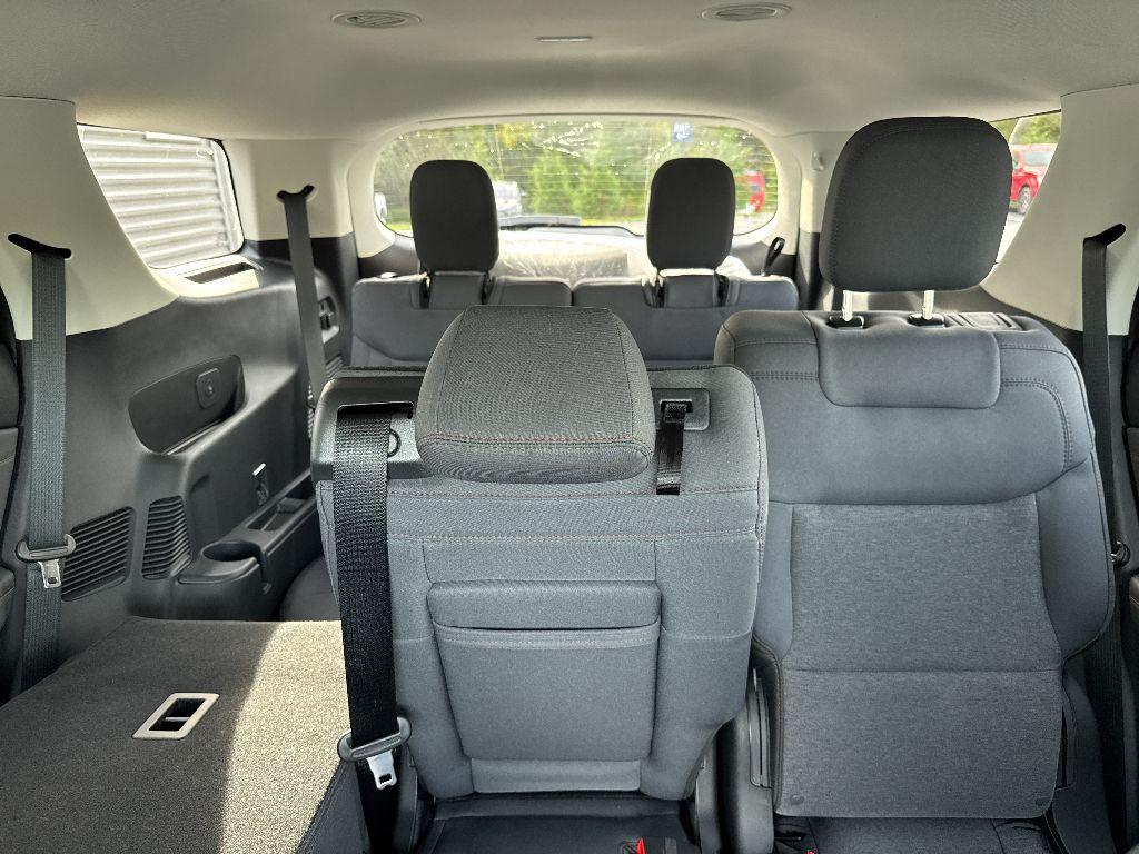 new 2025 Ford Explorer car, priced at $40,800