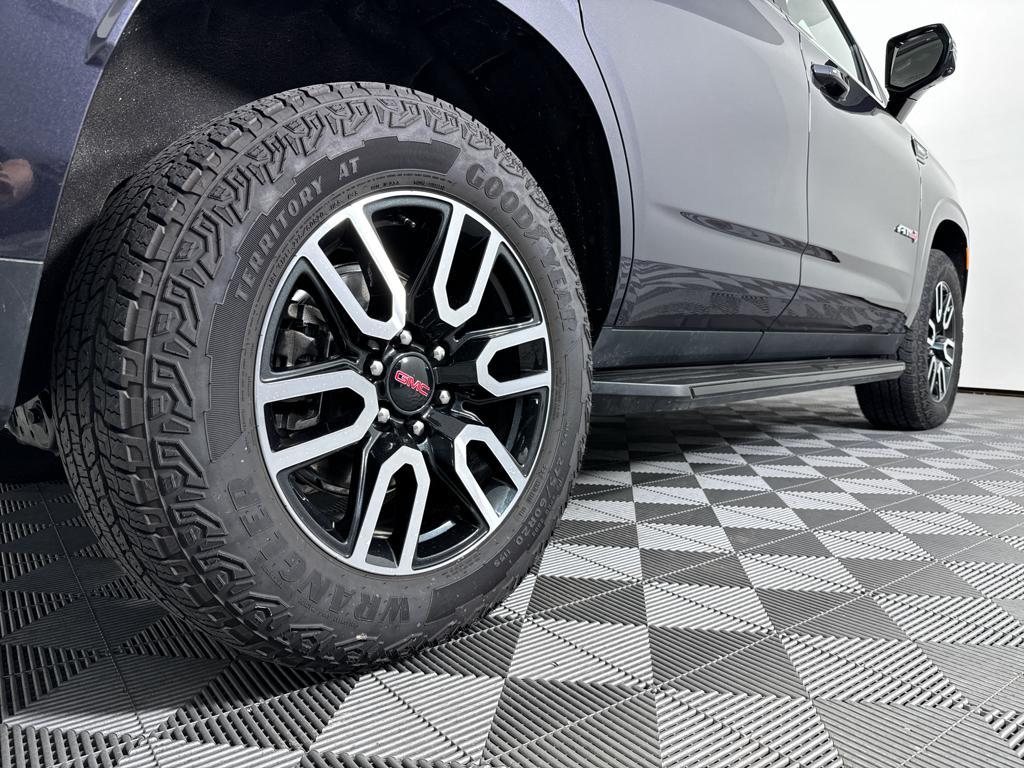 used 2024 GMC Yukon car, priced at $73,977