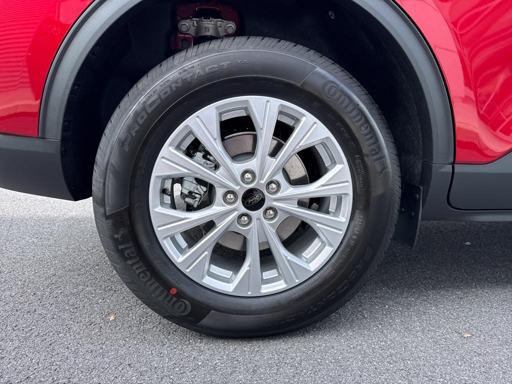 new 2025 Ford Escape car, priced at $28,745