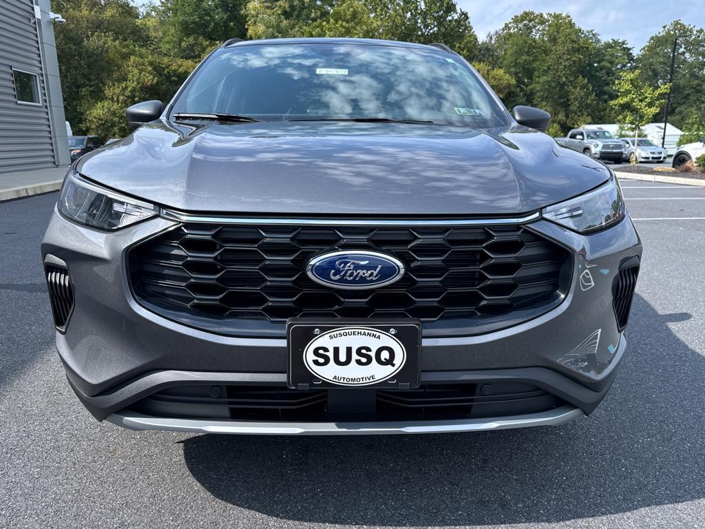 new 2025 Ford Escape car, priced at $36,680