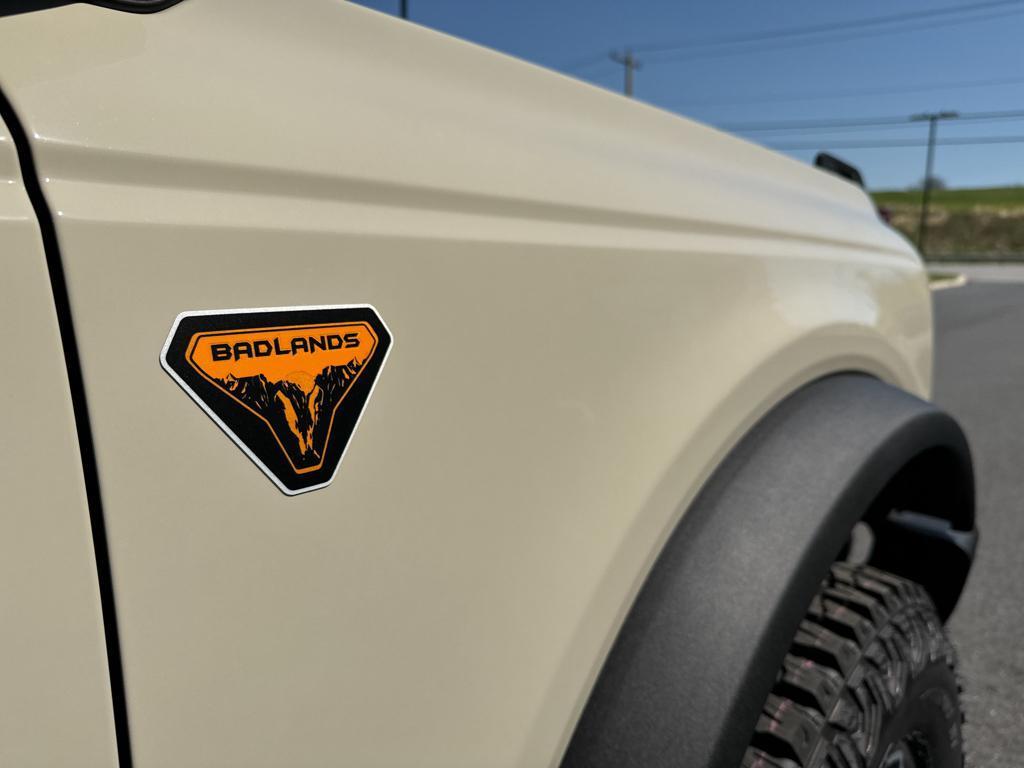 new 2025 Ford Bronco car, priced at $58,656