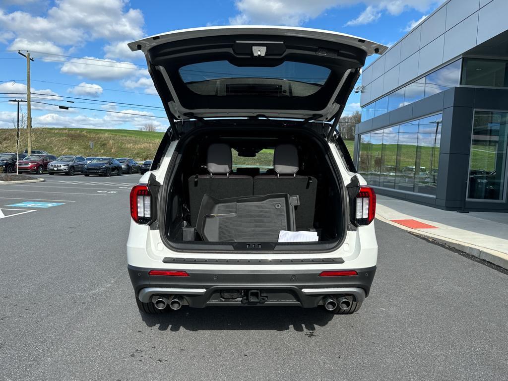 new 2025 Ford Explorer car, priced at $61,242