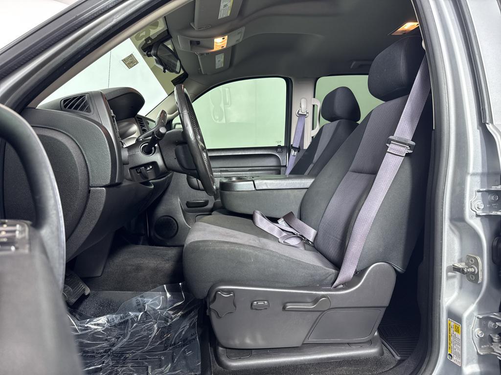 used 2013 Chevrolet Silverado 1500 car, priced at $16,621