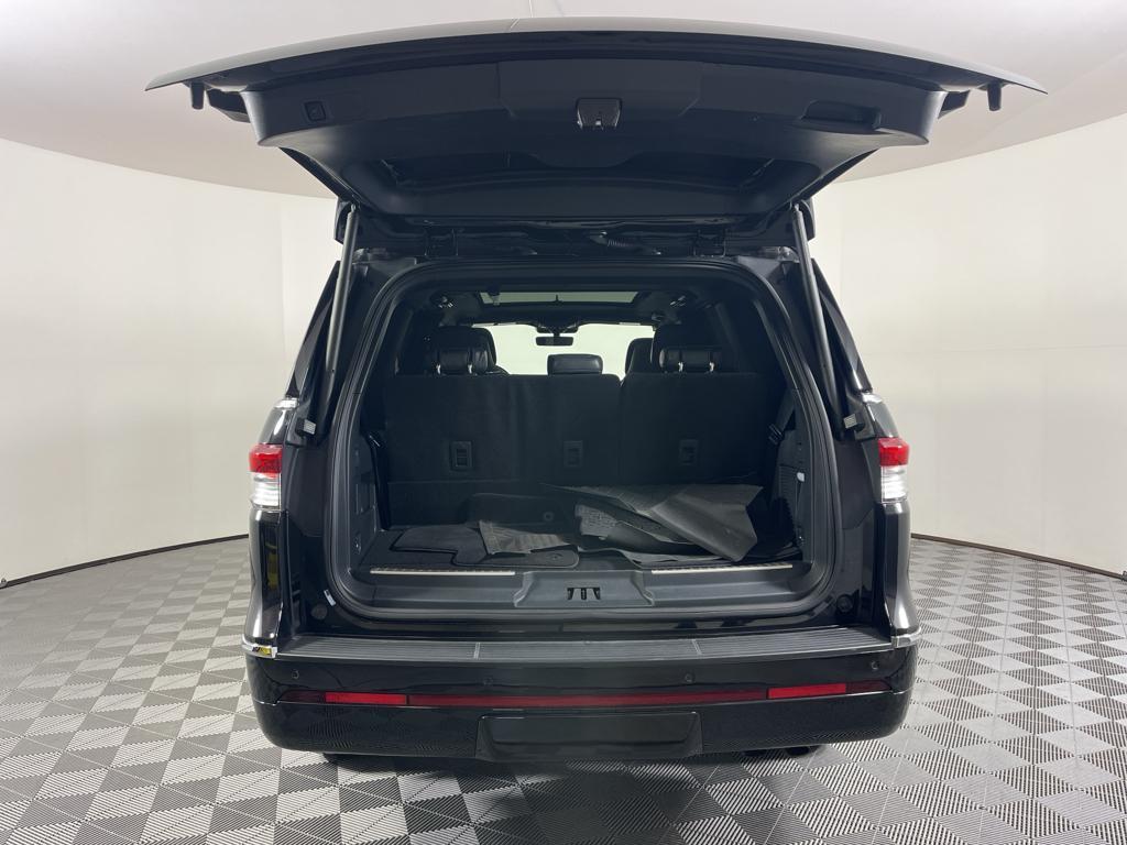 used 2023 Lincoln Navigator car, priced at $73,990