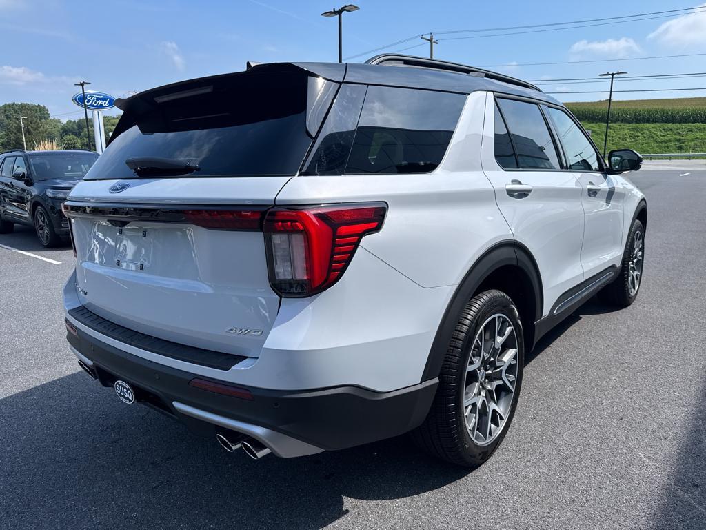 new 2025 Ford Explorer car, priced at $62,440