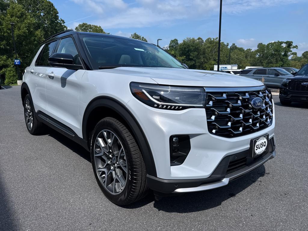 new 2025 Ford Explorer car, priced at $62,440