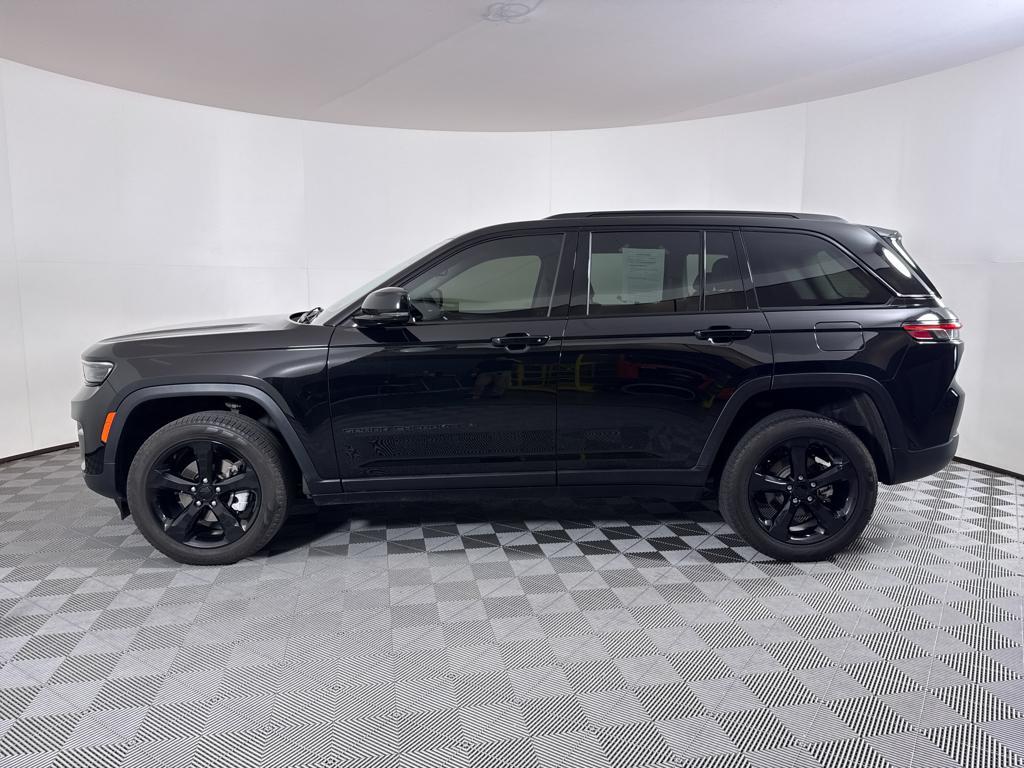 used 2023 Jeep Grand Cherokee car, priced at $33,803