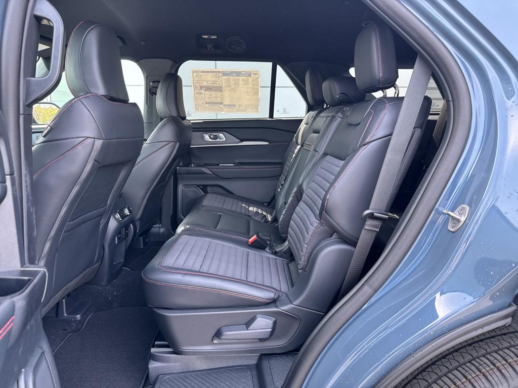 new 2025 Ford Explorer car, priced at $50,532