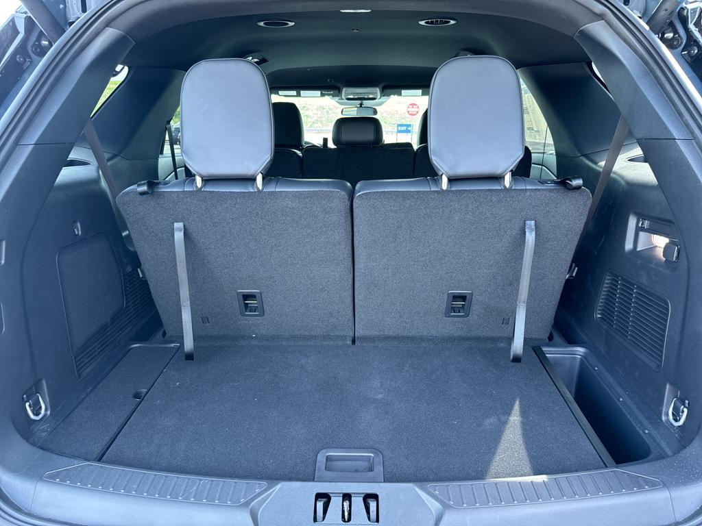 new 2025 Ford Explorer car, priced at $50,532