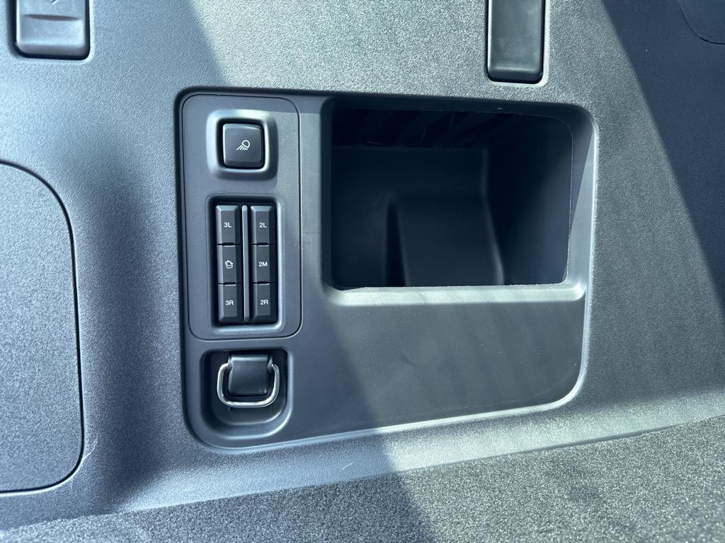 new 2025 Ford Expedition Max car, priced at $94,085