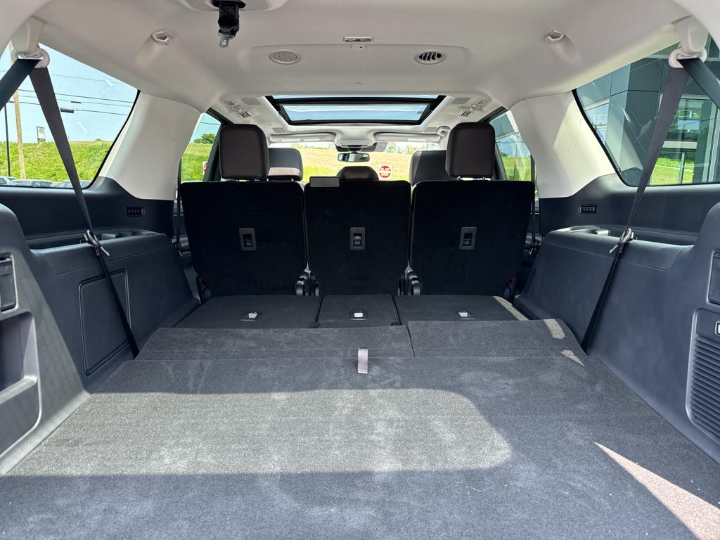 new 2025 Ford Expedition Max car, priced at $94,085