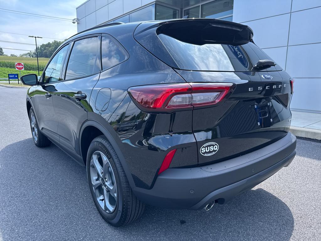 new 2025 Ford Escape car, priced at $33,085
