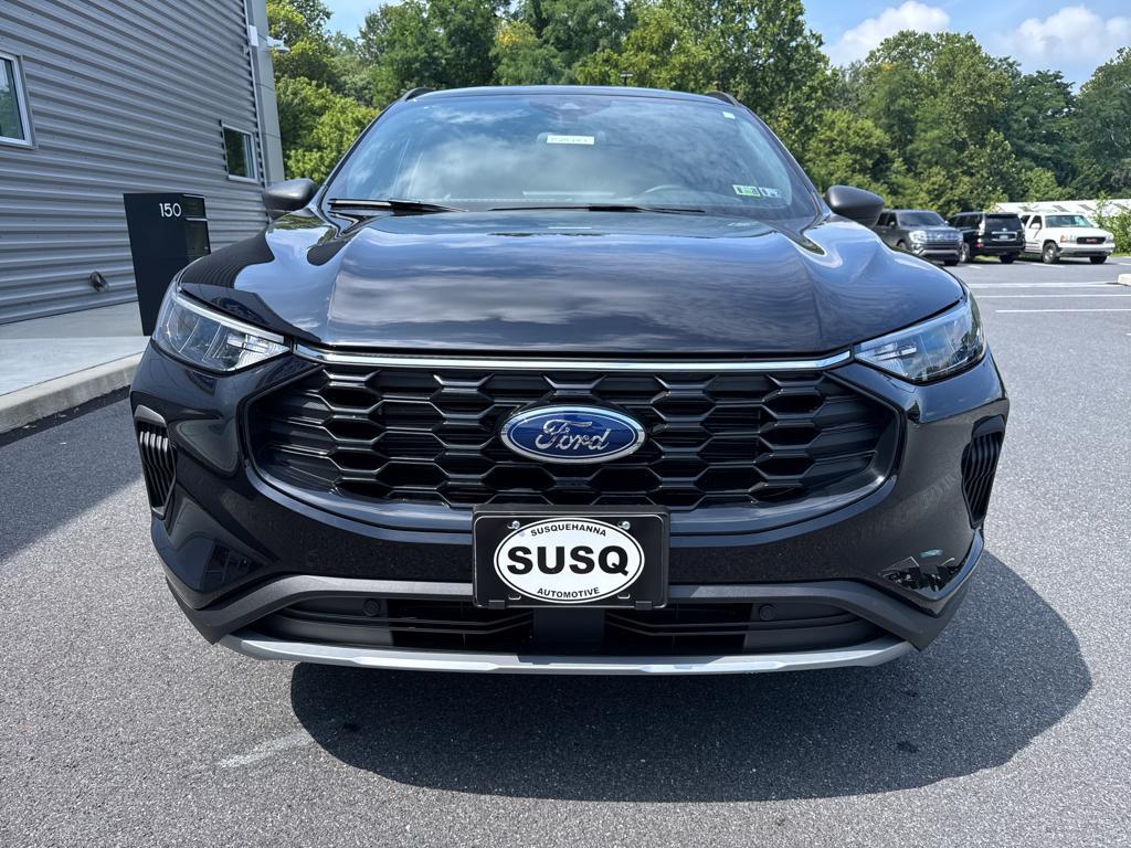 new 2025 Ford Escape car, priced at $33,085