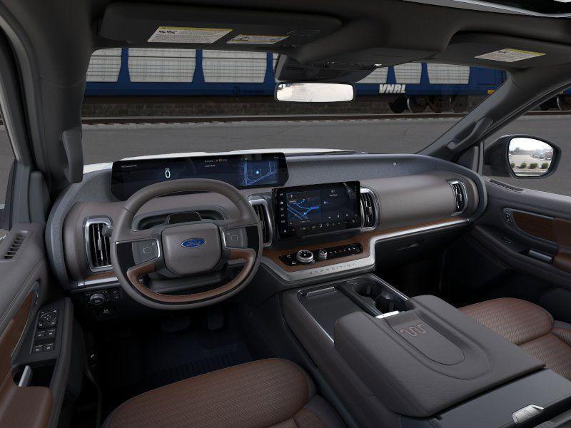new 2025 Ford Expedition car, priced at $87,685