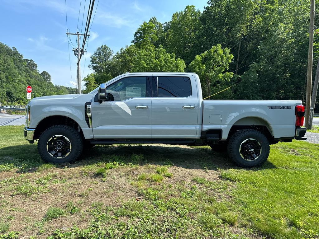 new 2025 Ford F-250 car, priced at $80,250