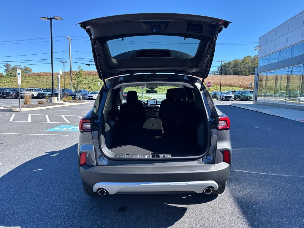 new 2026 Ford Escape car, priced at $32,245