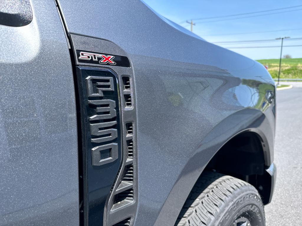 new 2025 Ford F-350 car, priced at $62,675