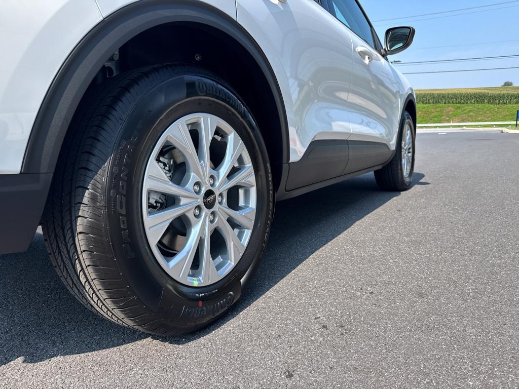 new 2025 Ford Escape car, priced at $24,605
