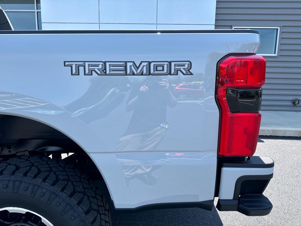 new 2025 Ford F-350 car, priced at $73,120