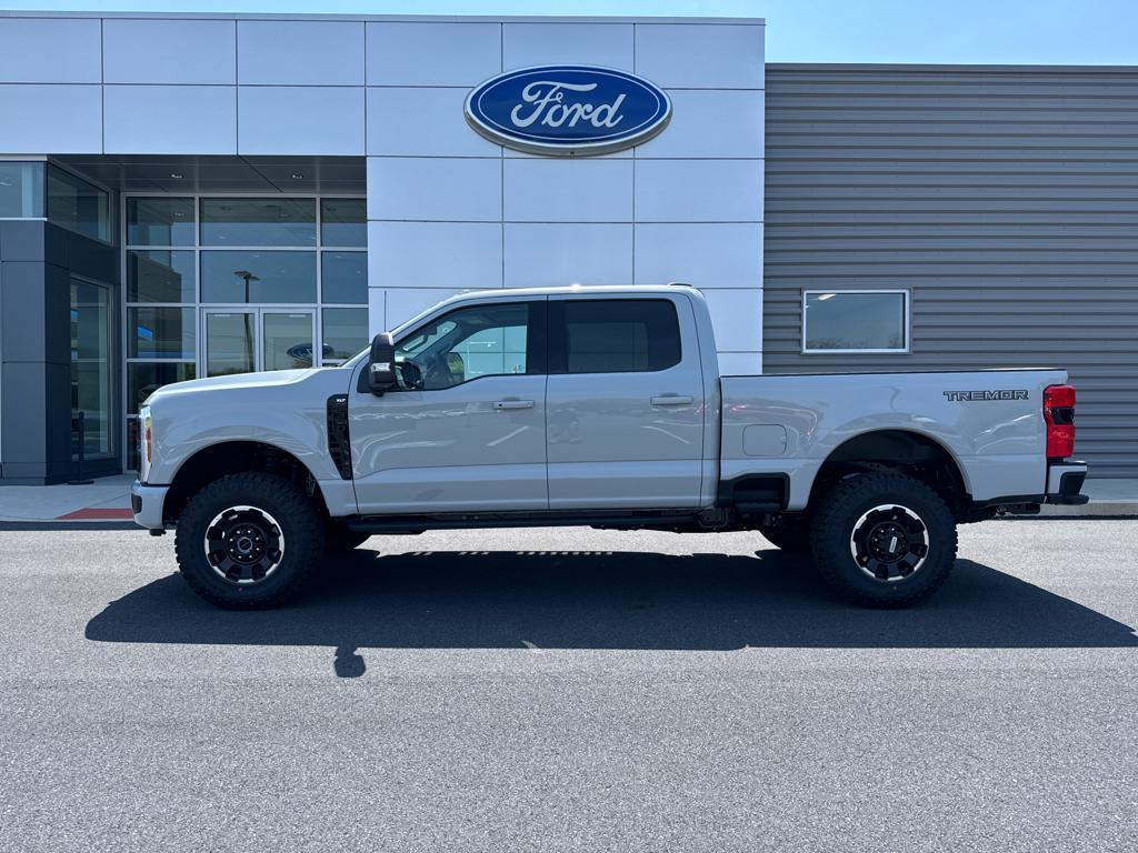 new 2025 Ford F-350 car, priced at $73,120
