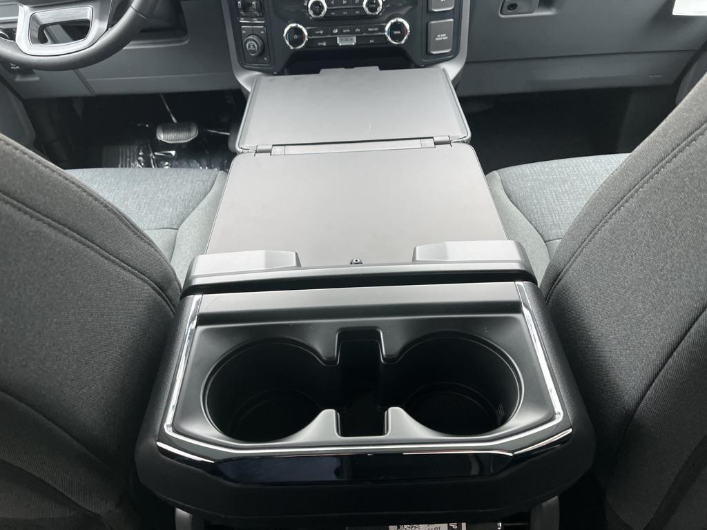 new 2024 Ford F-150 car, priced at $50,272