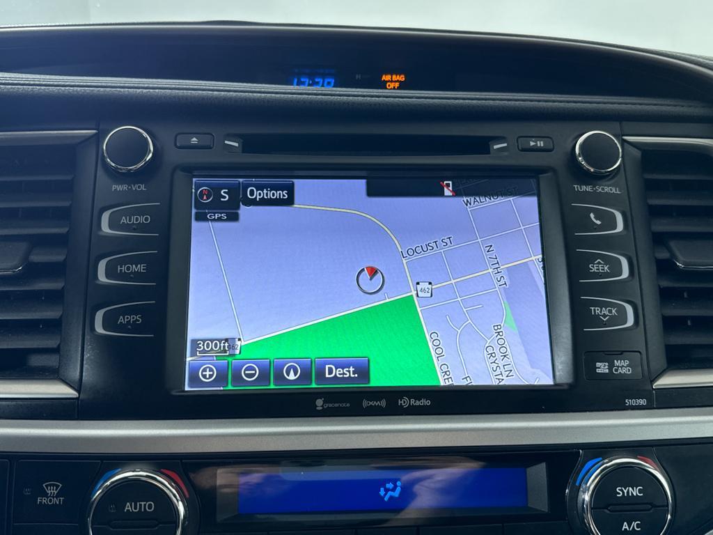 used 2019 Toyota Highlander car, priced at $31,703