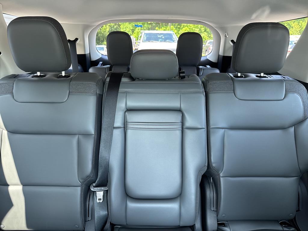 new 2025 Ford Explorer car, priced at $44,691